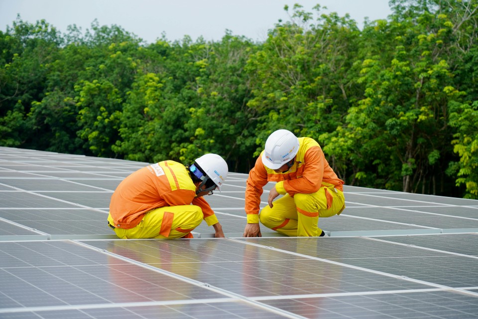 Komunitní energetika Mariánské Lázně II. etapa - FVE DPS, FVE Slovan , FVE JIH