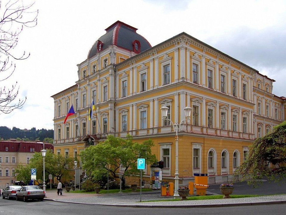 Rekonstrukce budovy radnice v Mariánských Lázních